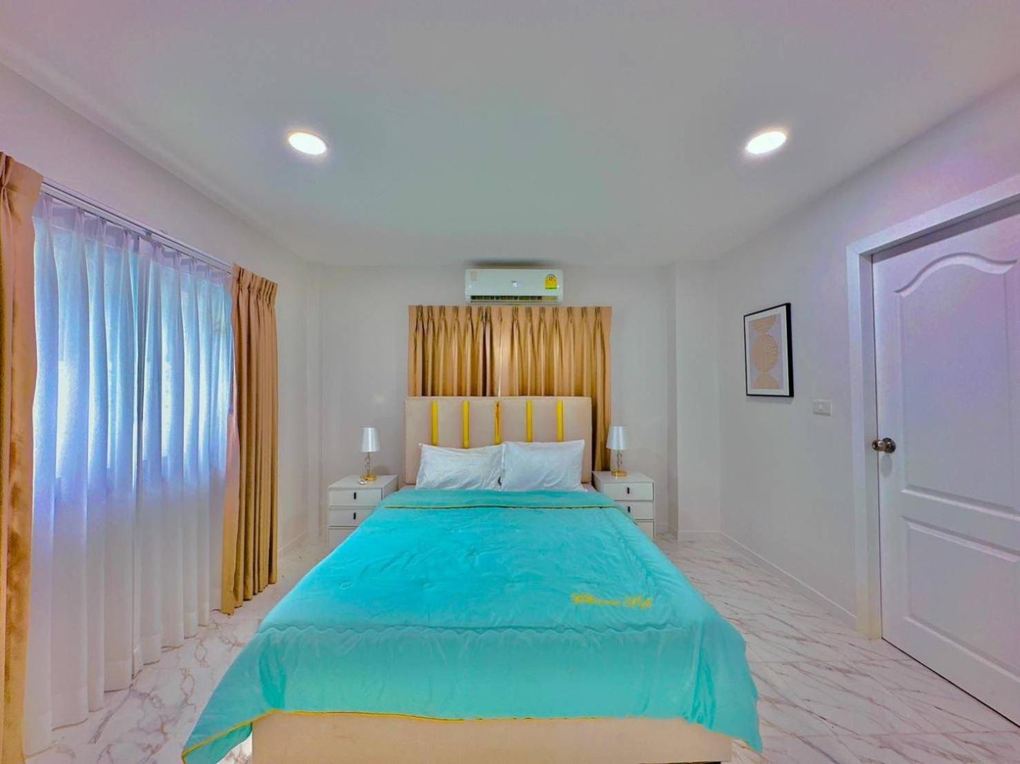 4Bedroom Pool Villa Near Walking St Bonk 芭達亞 外观 照片