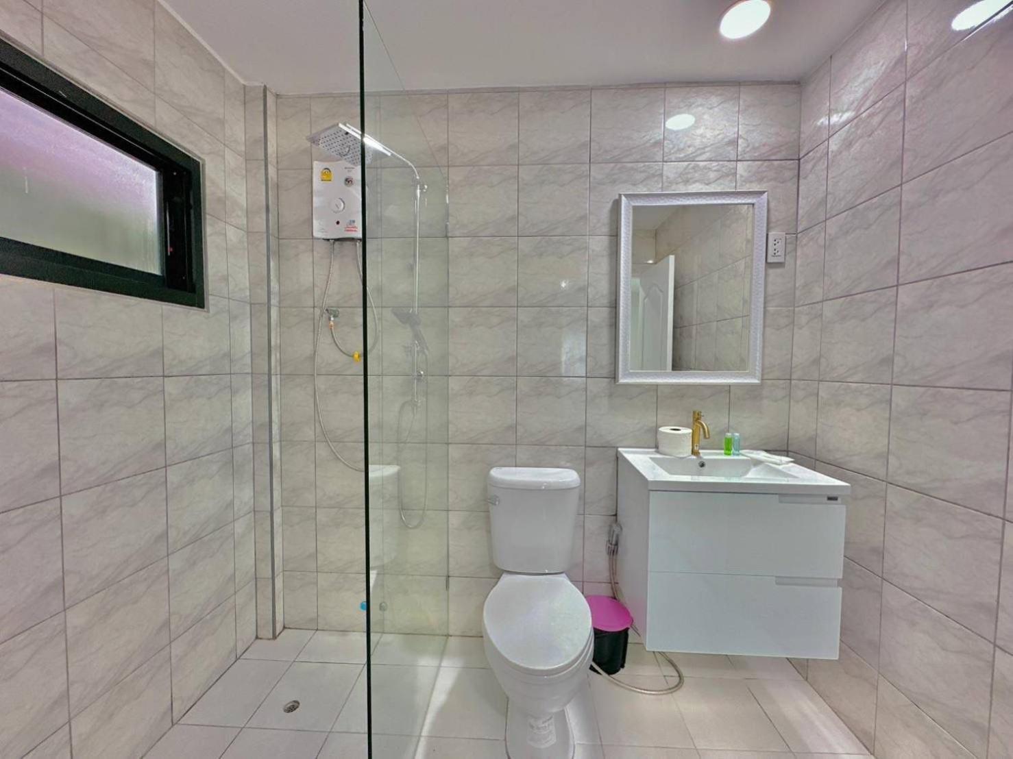 4Bedroom Pool Villa Near Walking St Bonk 芭達亞 外观 照片