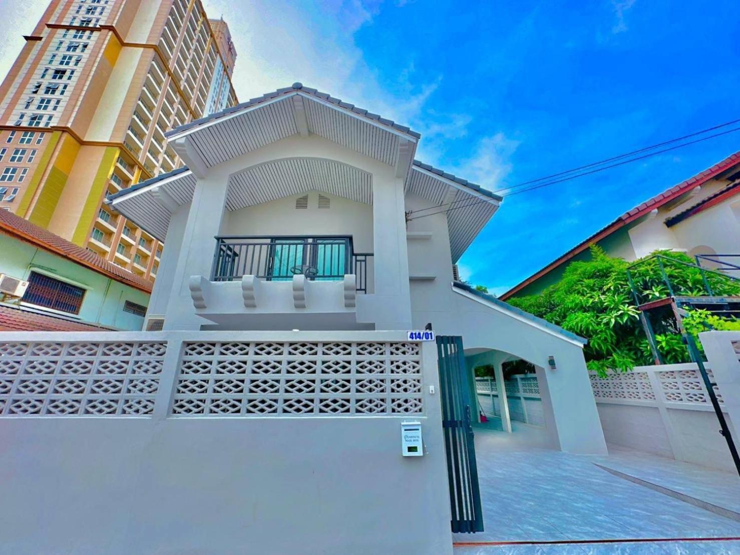 4Bedroom Pool Villa Near Walking St Bonk 芭達亞 外观 照片