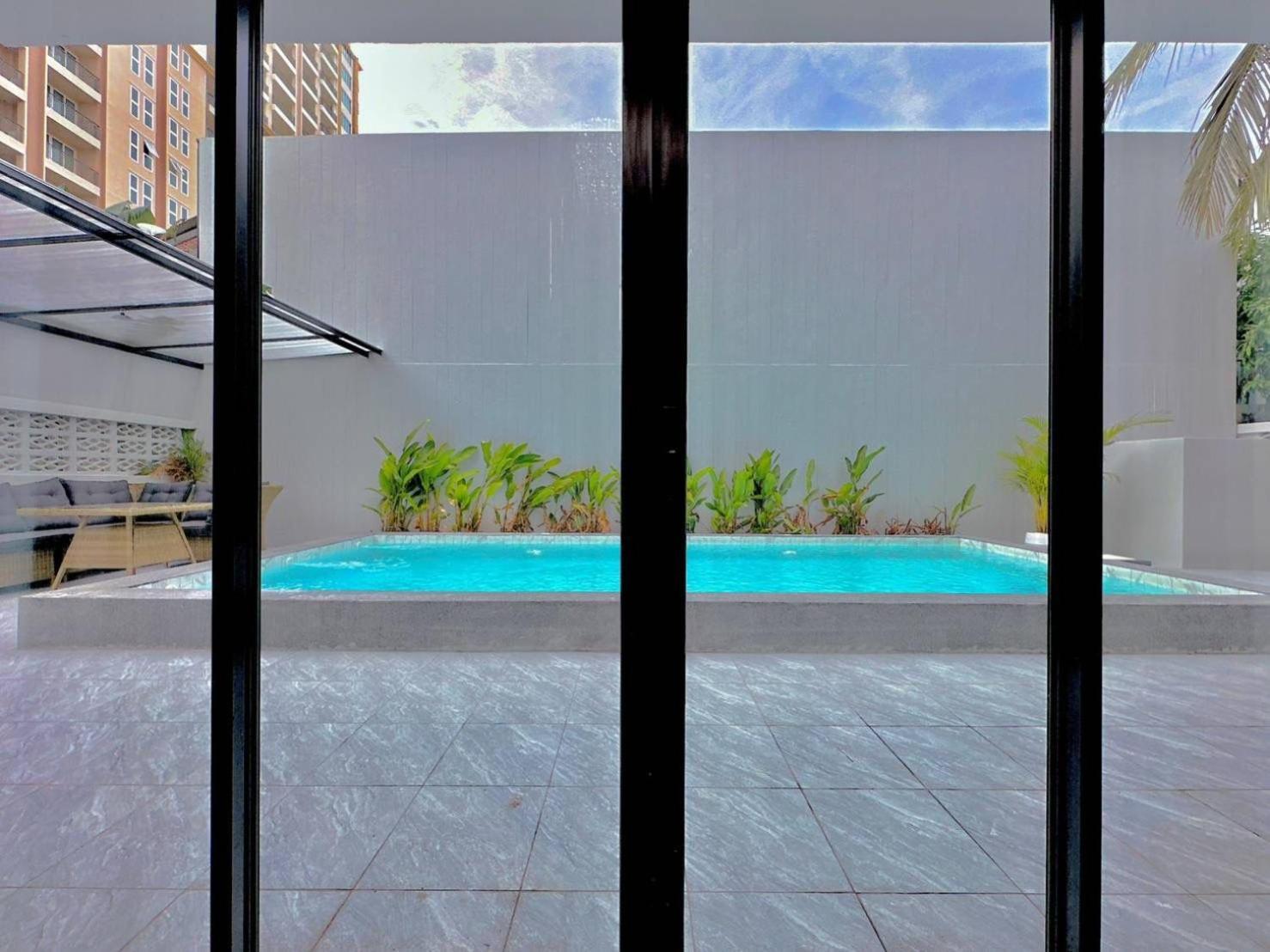 4Bedroom Pool Villa Near Walking St Bonk 芭達亞 外观 照片